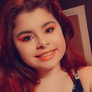 Meet your Posher, Chloe